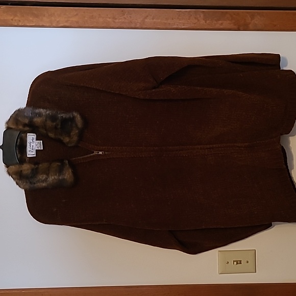A Little Extra Spice dark brown fur collar chenille zip front sweater Sz 3X - Picture 2 of 4